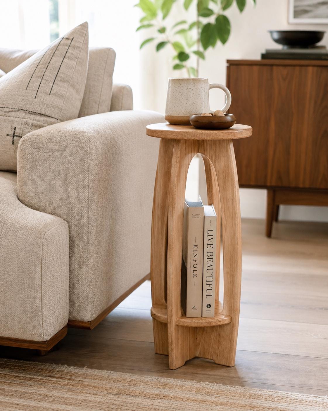 The Tavalo - A Luxury Table by DDWW