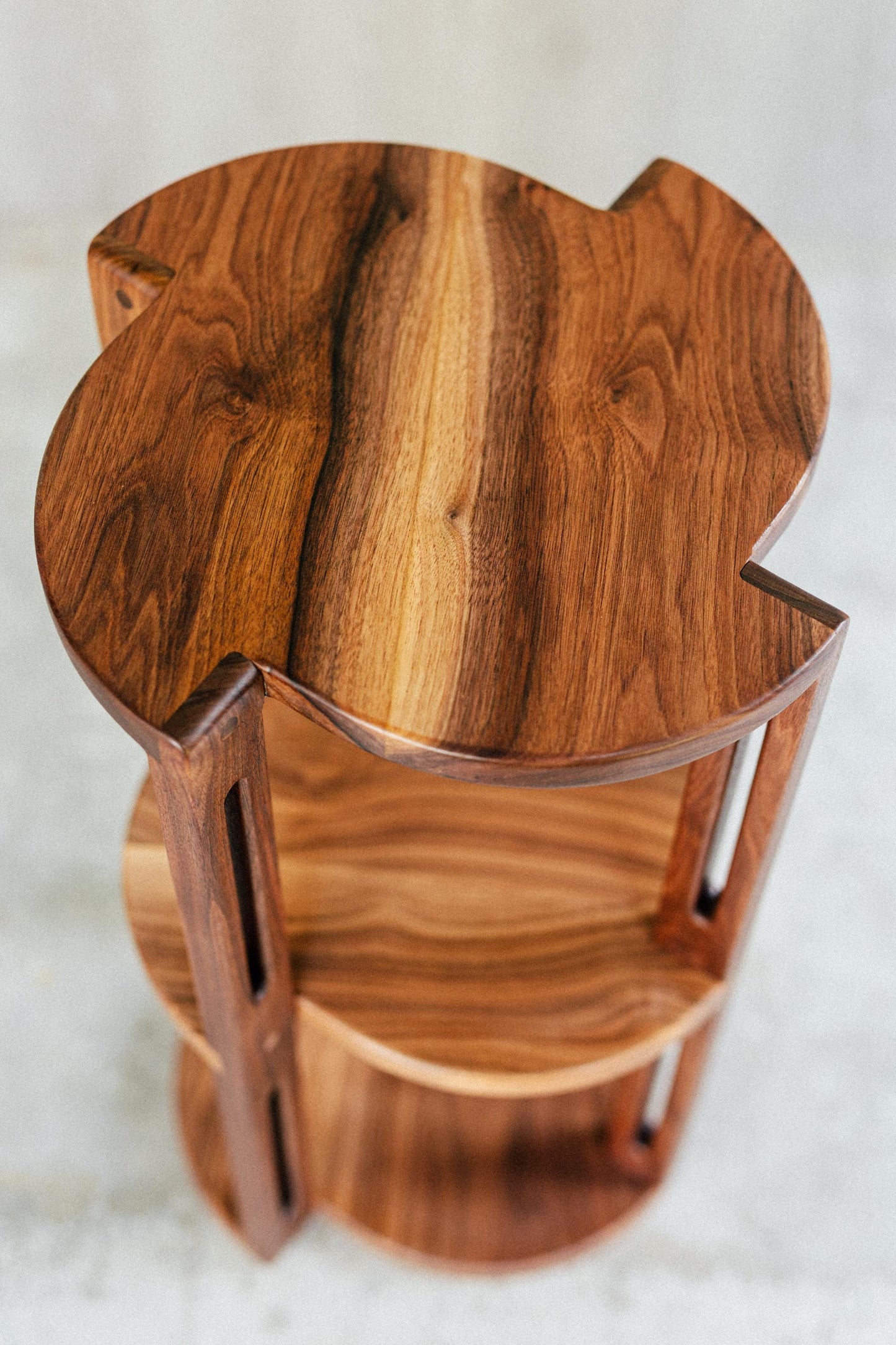 The Laulau - A Luxury Table by DDWW