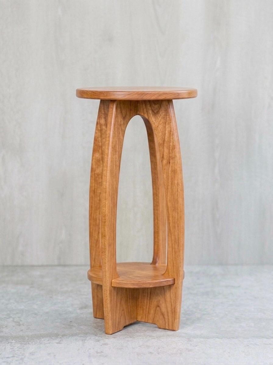 The Tavalo - A Luxury Table by DDWW