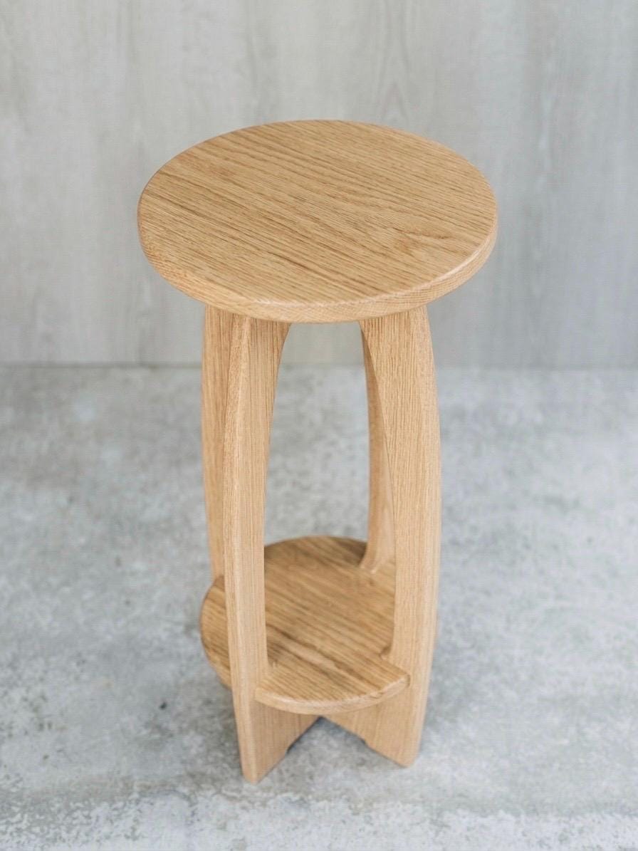 The Tavalo - A Luxury Table by DDWW