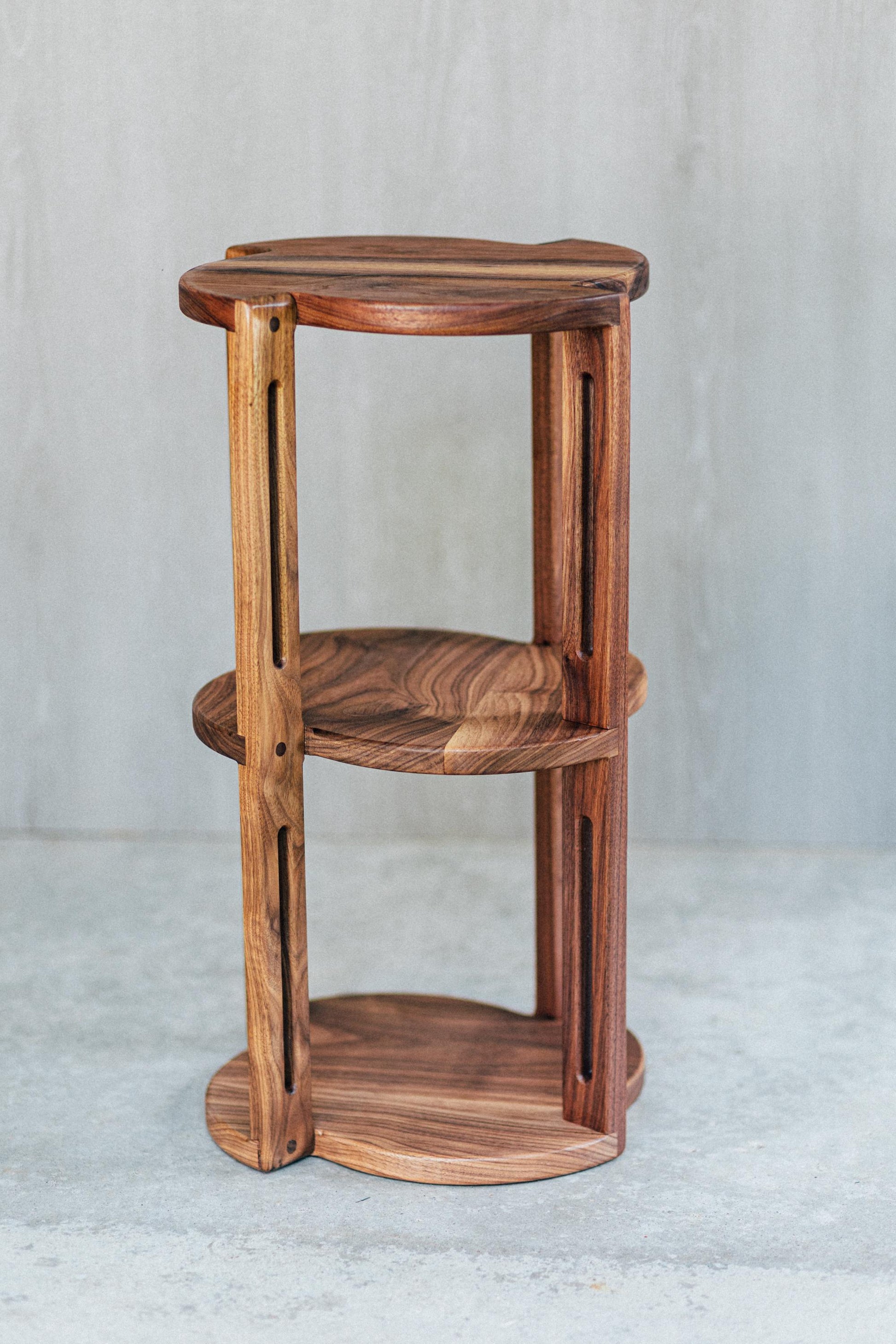 The Laulau - A Luxury Table by DDWW