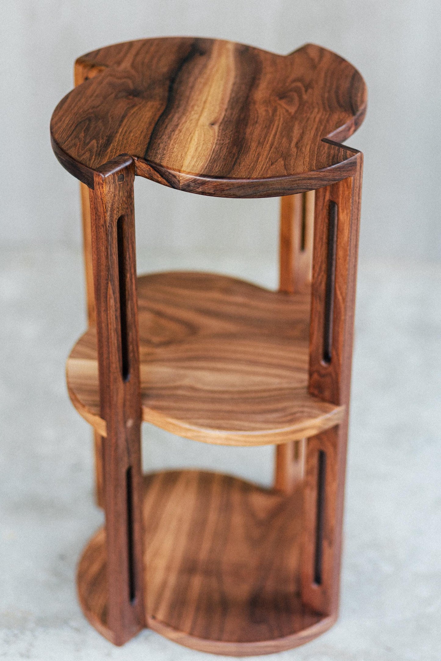 The Laulau - A Luxury Table by DDWW