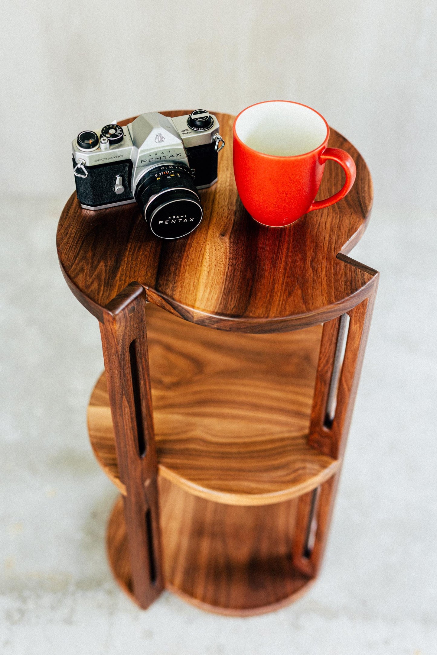 The Laulau - A Luxury Table by DDWW